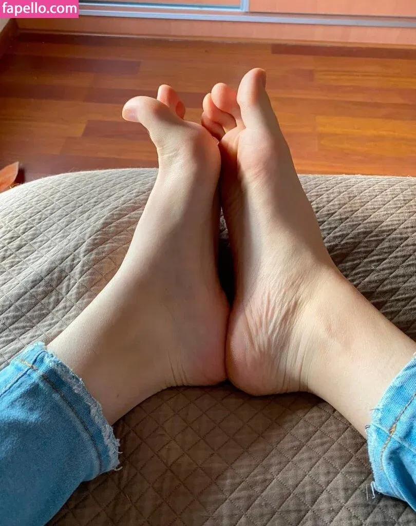 mikimika Onlyfans Photo Gallery 