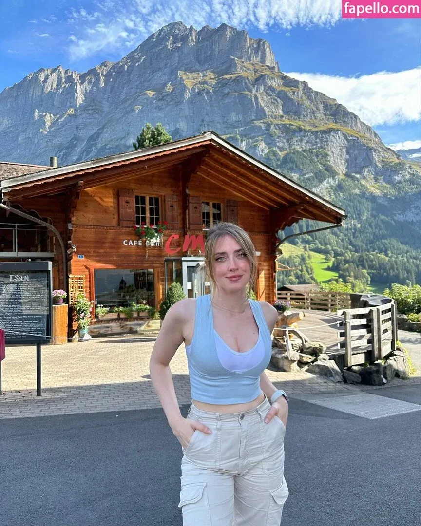 mikimika Onlyfans Photo Gallery 