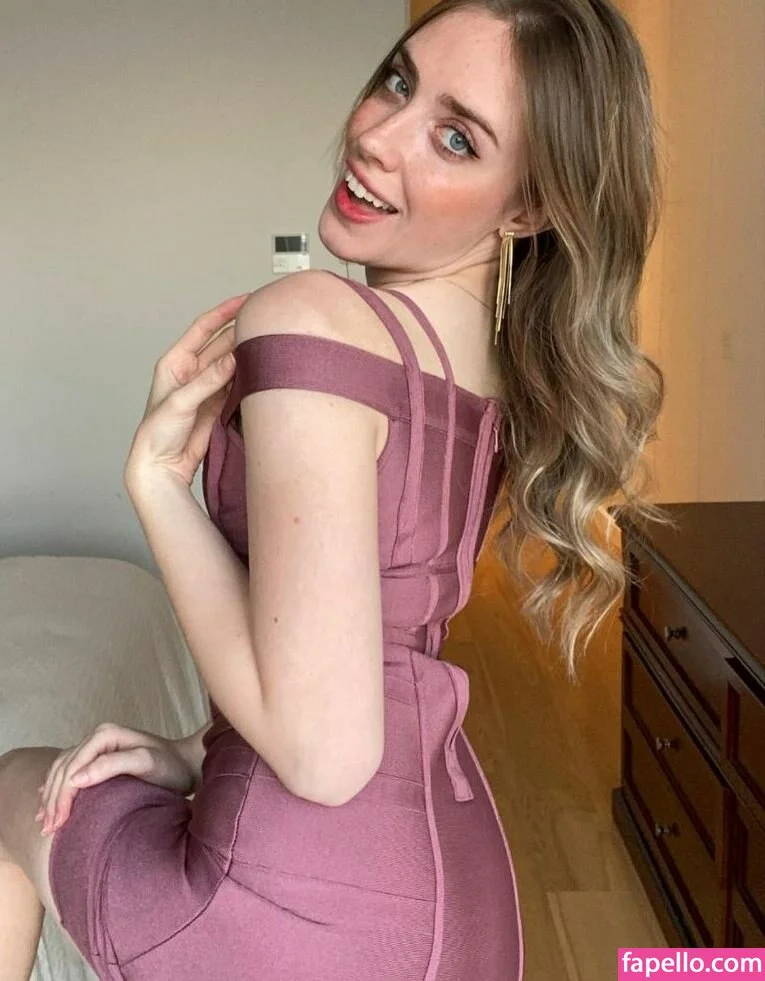 mikimika Onlyfans Photo Gallery 