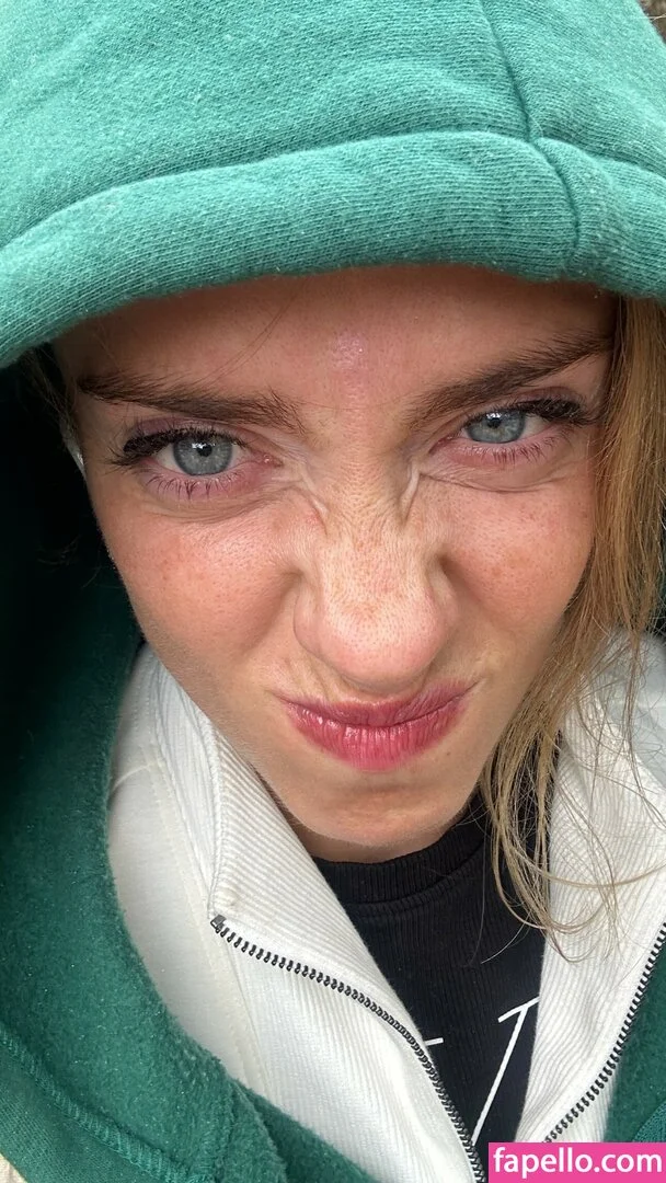 mikimika Onlyfans Photo Gallery 