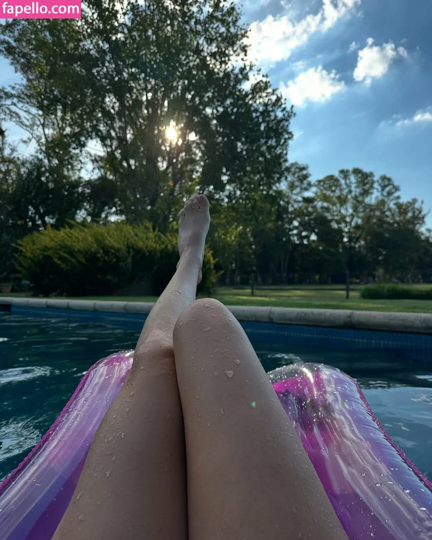 mikimika Onlyfans Photo Gallery 