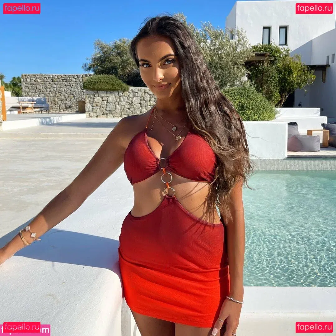Phoebe Collin Onlyfans Photo Gallery 