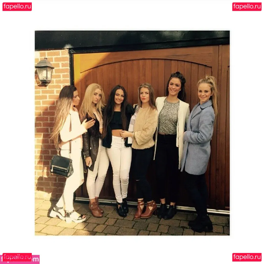 Phoebe Collin Onlyfans Photo Gallery 