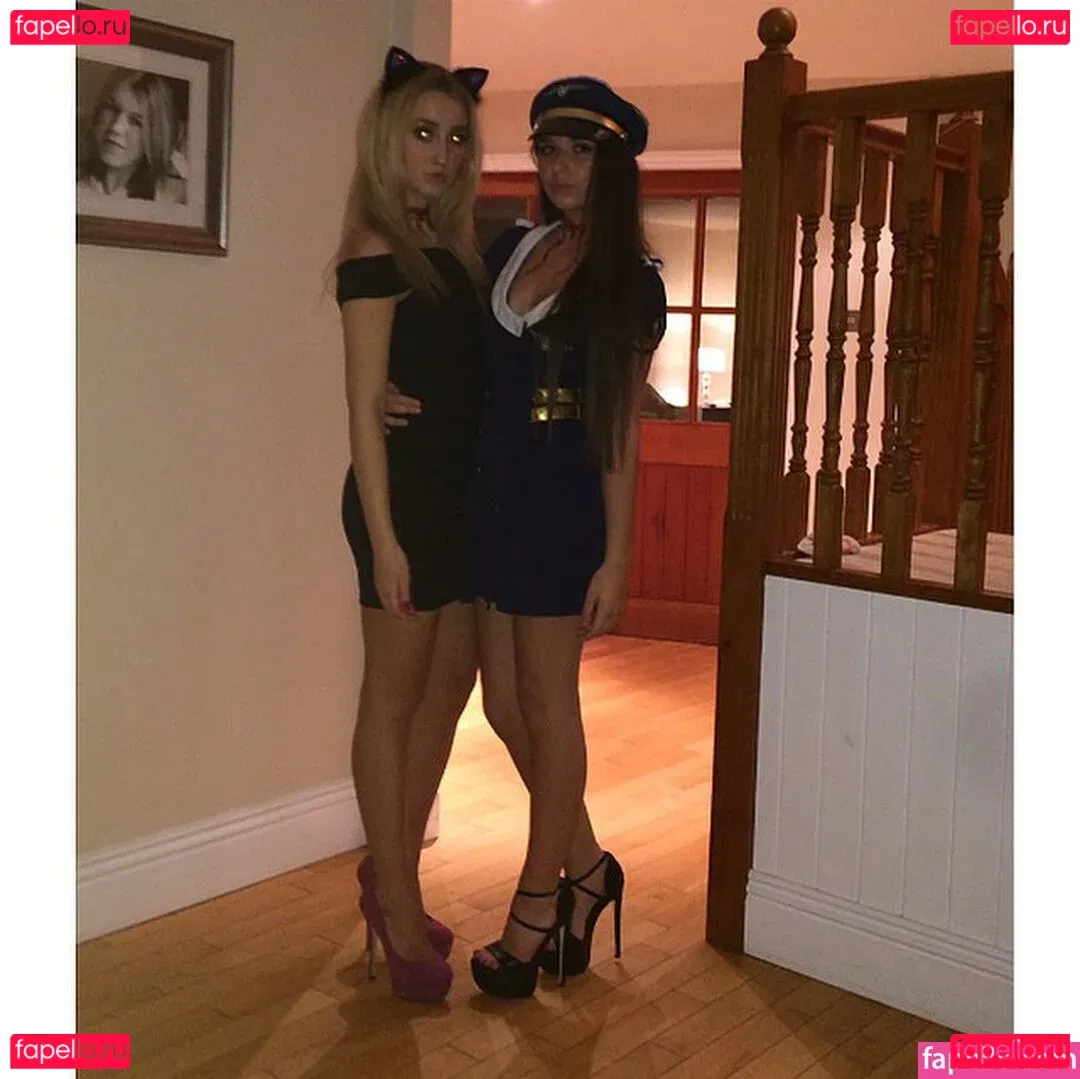 Phoebe Collin Onlyfans Photo Gallery 