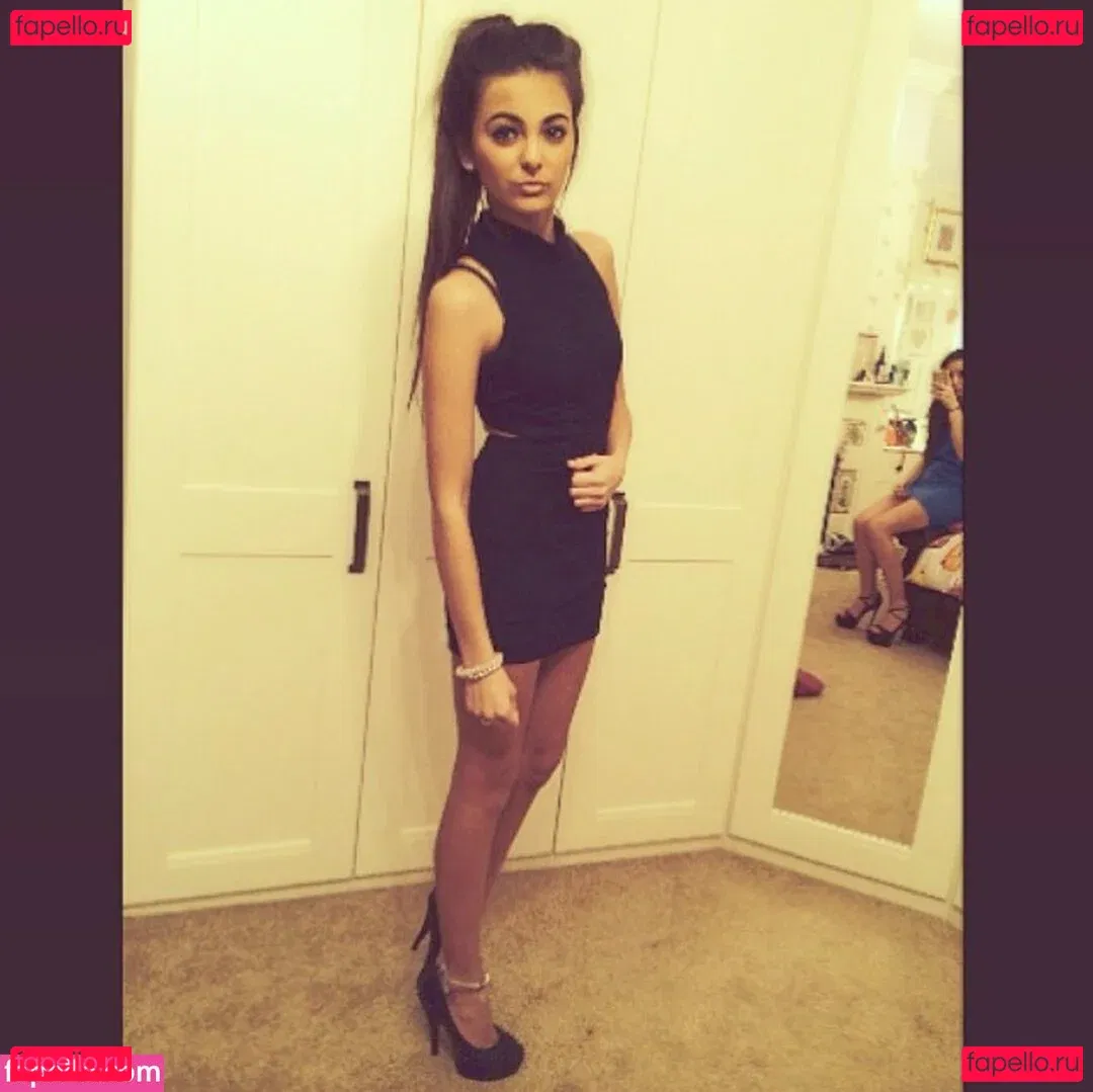 Phoebe Collin Onlyfans Photo Gallery 