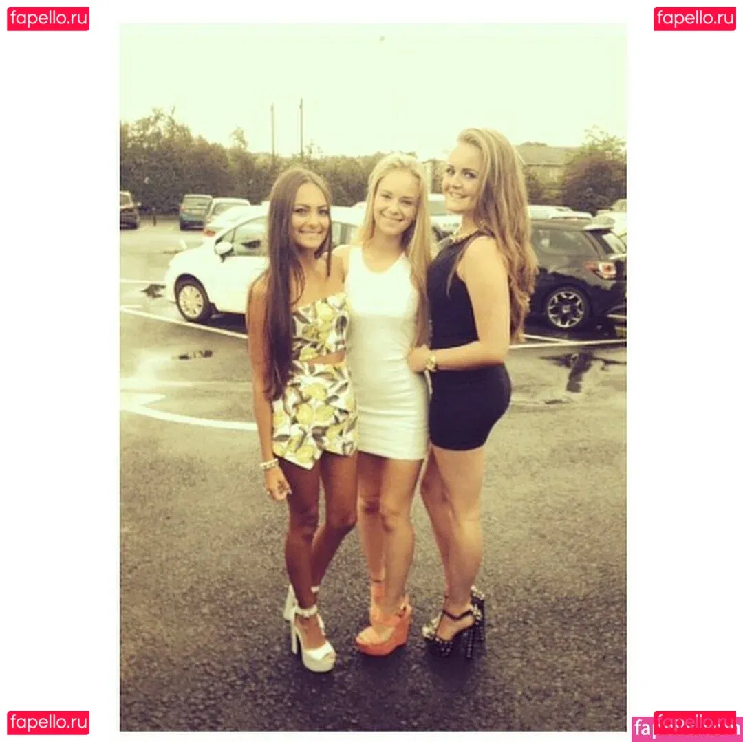 Phoebe Collin Onlyfans Photo Gallery 