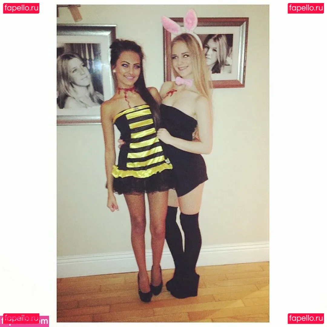 Phoebe Collin Onlyfans Photo Gallery 