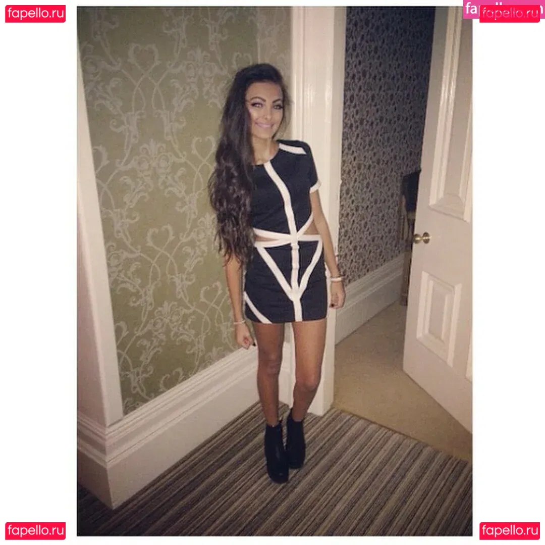 Phoebe Collin Onlyfans Photo Gallery 