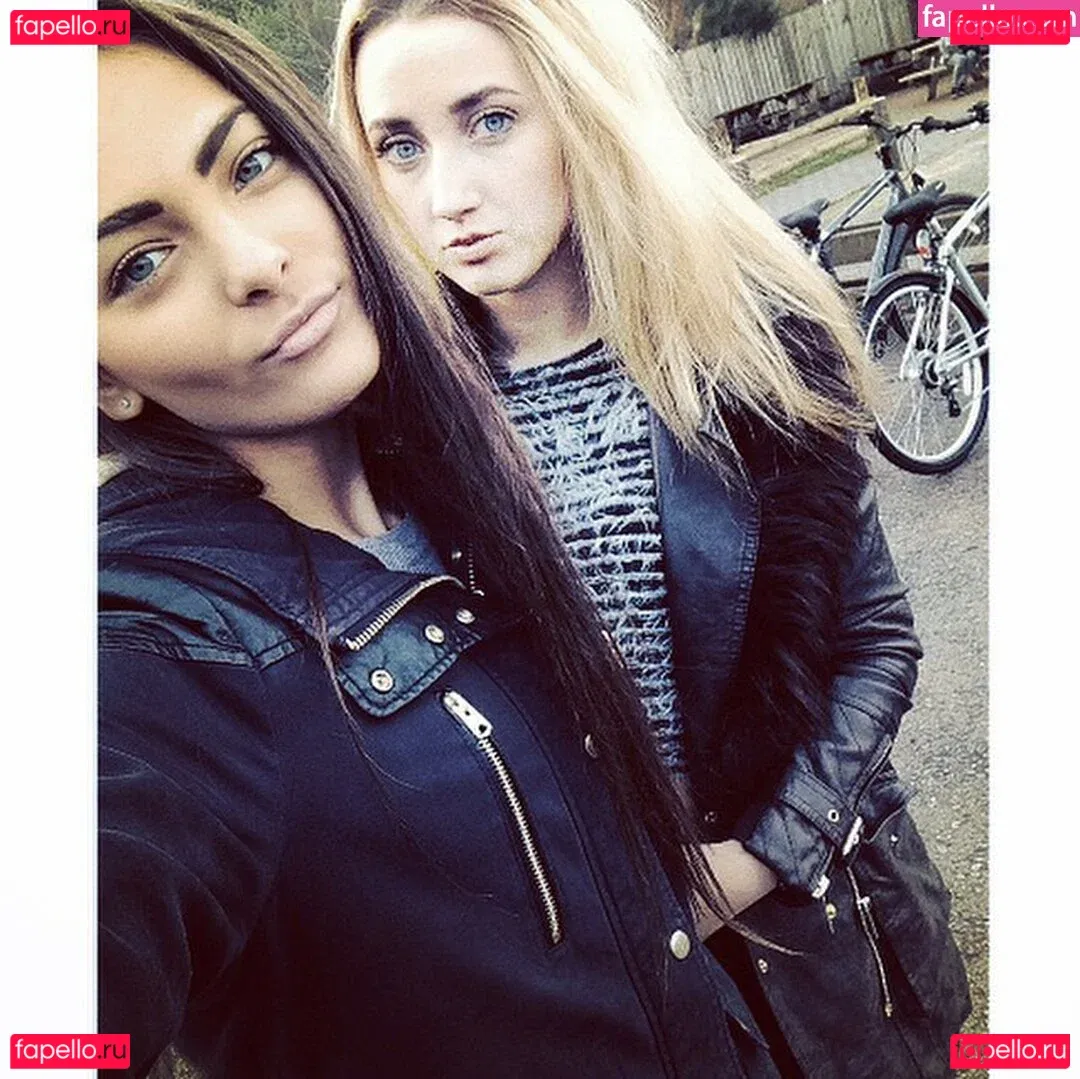 Phoebe Collin Onlyfans Photo Gallery 