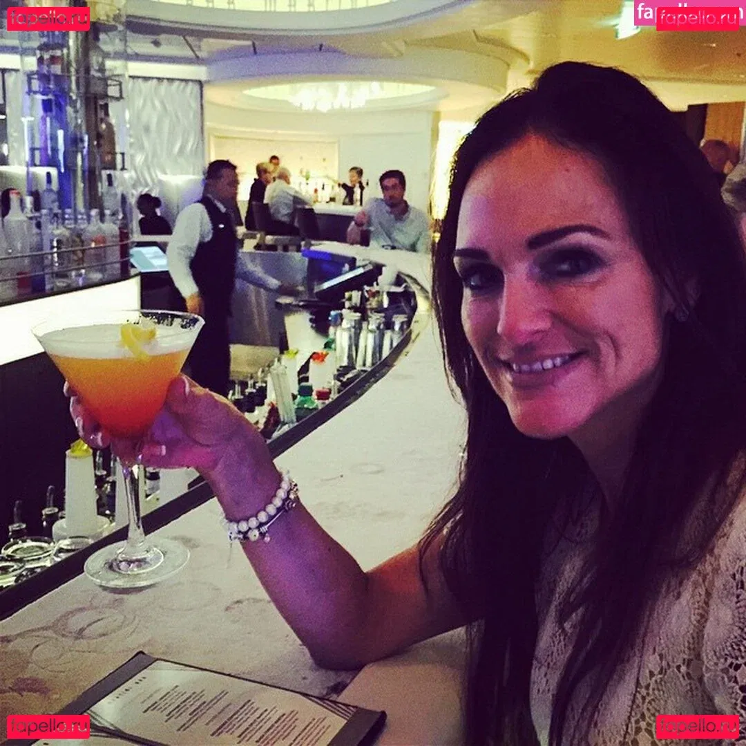 Phoebe Collin Onlyfans Photo Gallery 