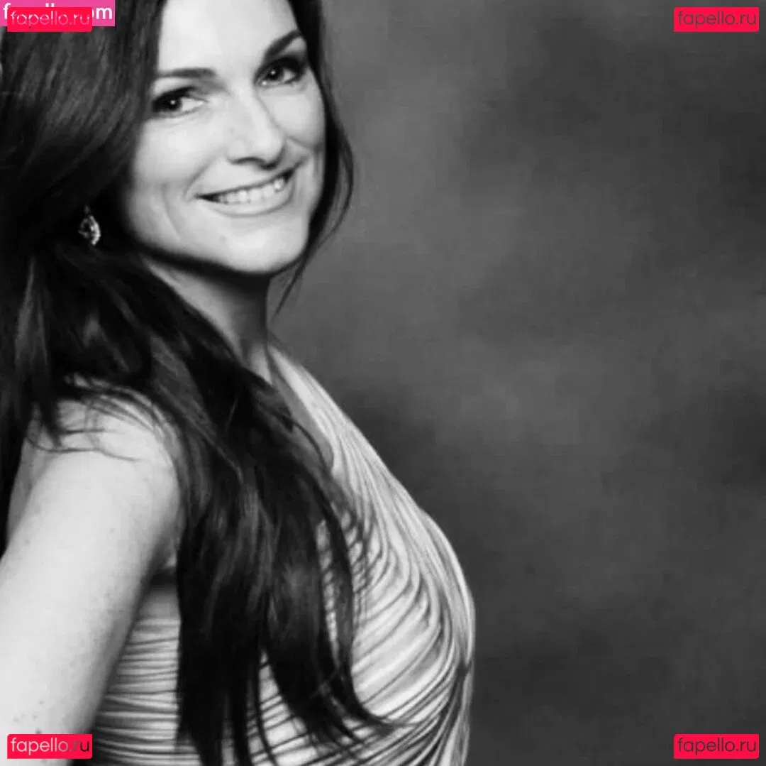 Phoebe Collin Onlyfans Photo Gallery 