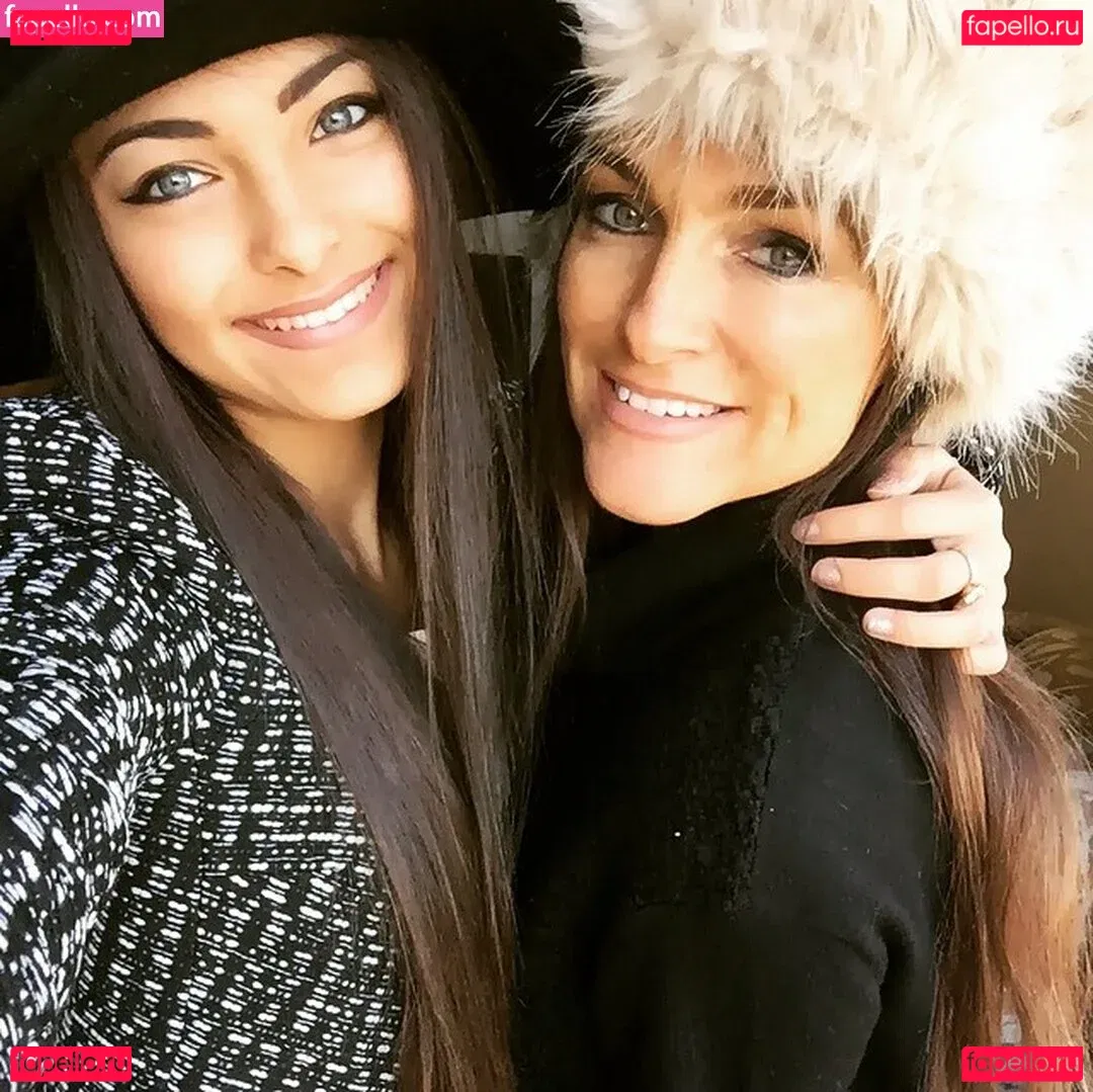 Phoebe Collin Onlyfans Photo Gallery 