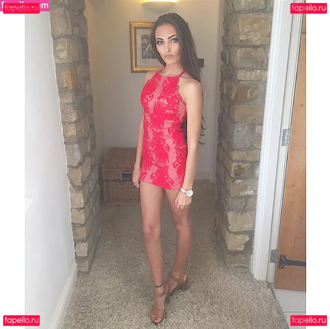 Phoebe Collin Onlyfans Photo Gallery 