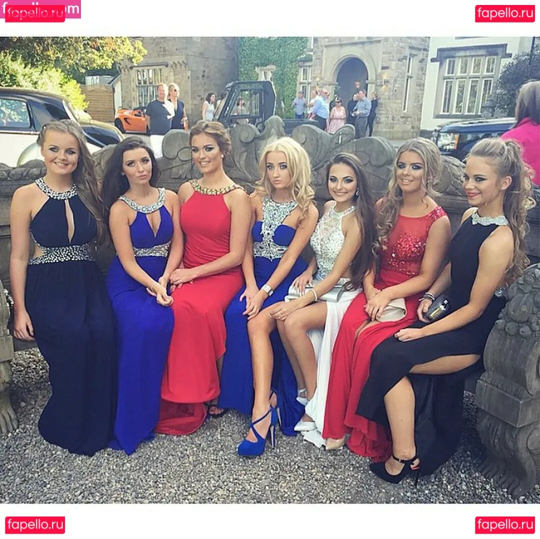 Phoebe Collin Onlyfans Photo Gallery 