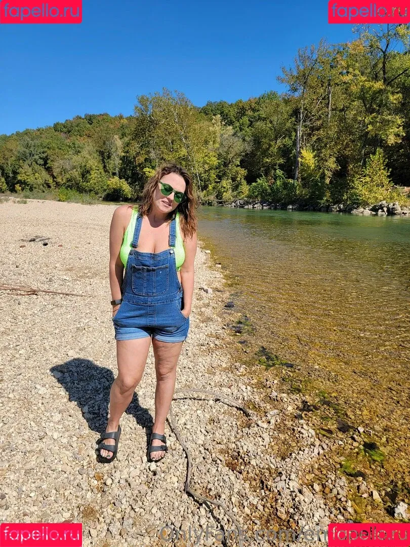 emgaudy3 Onlyfans Photo Gallery 