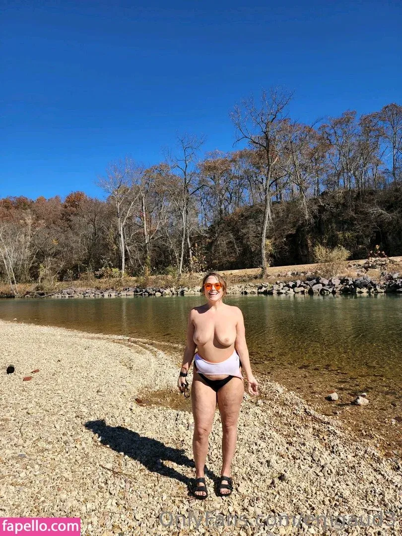 emgaudy3 Onlyfans Photo Gallery 