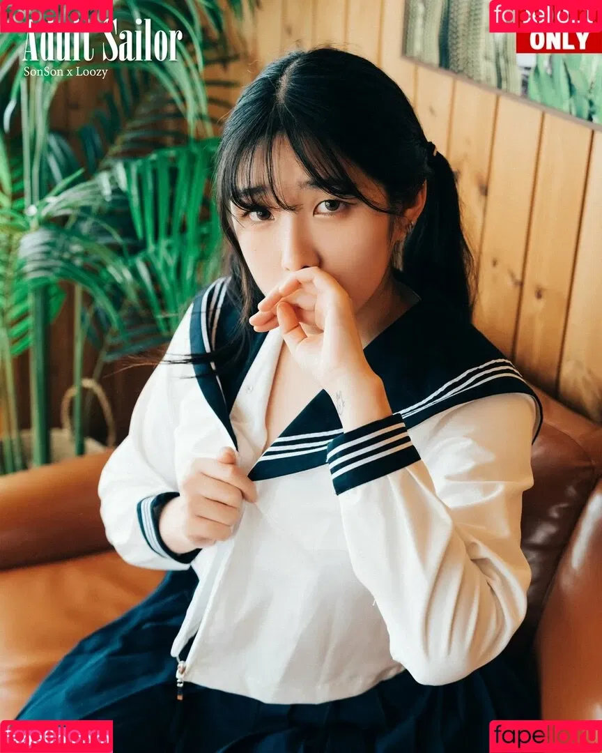 Sonson 손손 Onlyfans Photo Gallery 