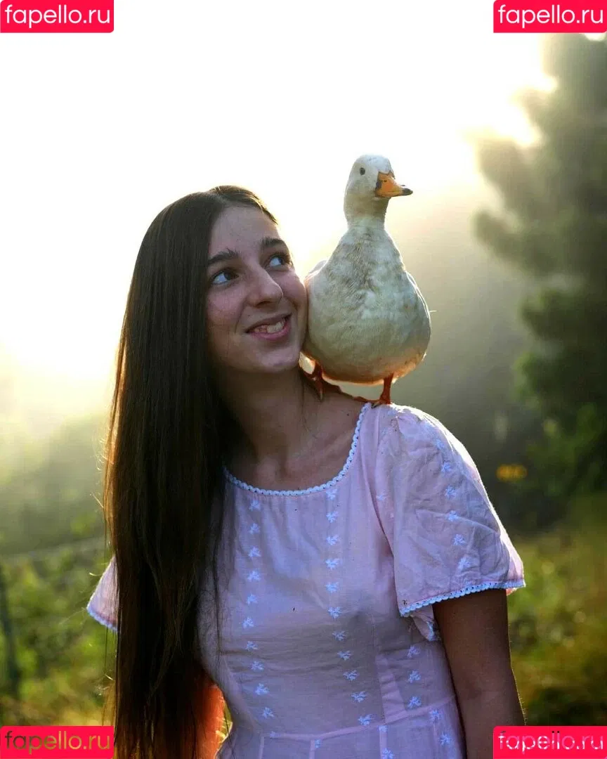 Mother The Mountain Farm Onlyfans Photo Gallery 