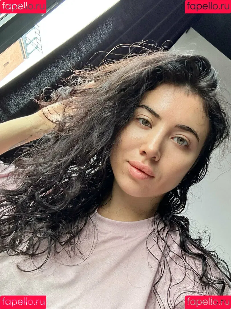 kara_xaen Onlyfans Photo Gallery 