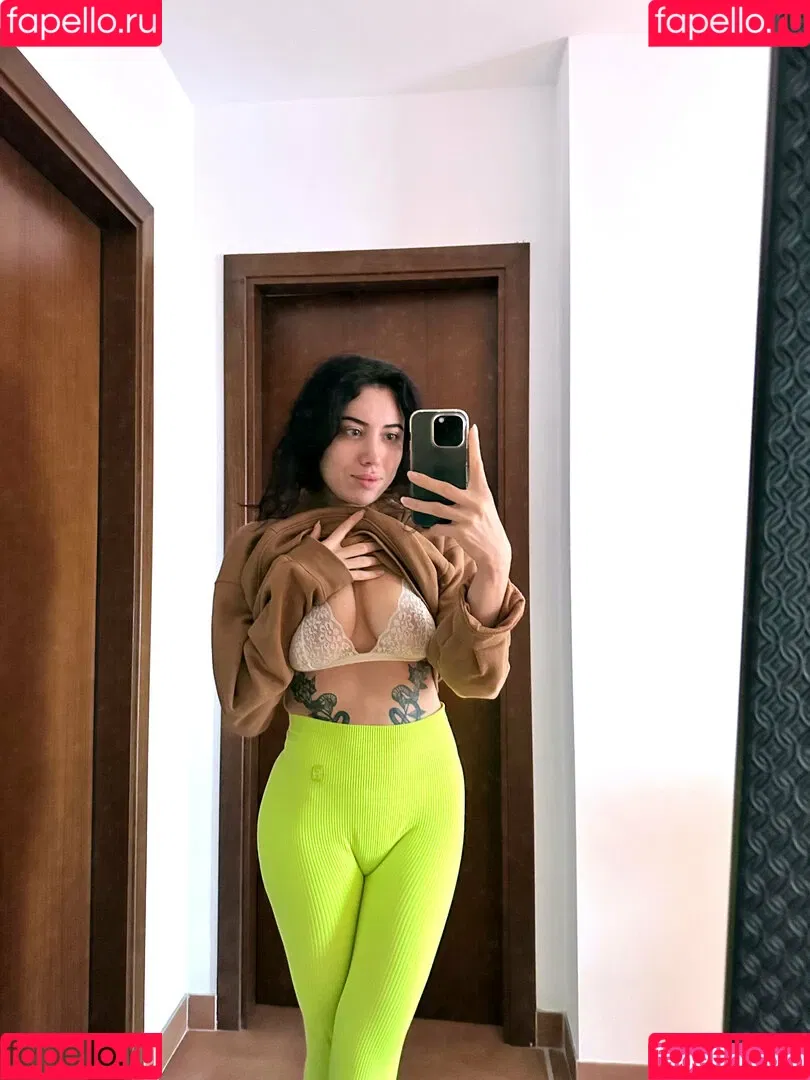 kara_xaen Onlyfans Photo Gallery 