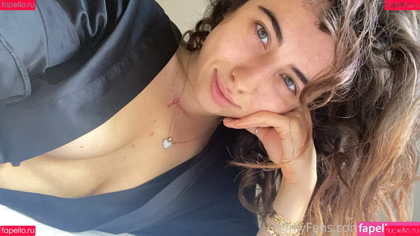 kara_xaen Onlyfans Photo Gallery 