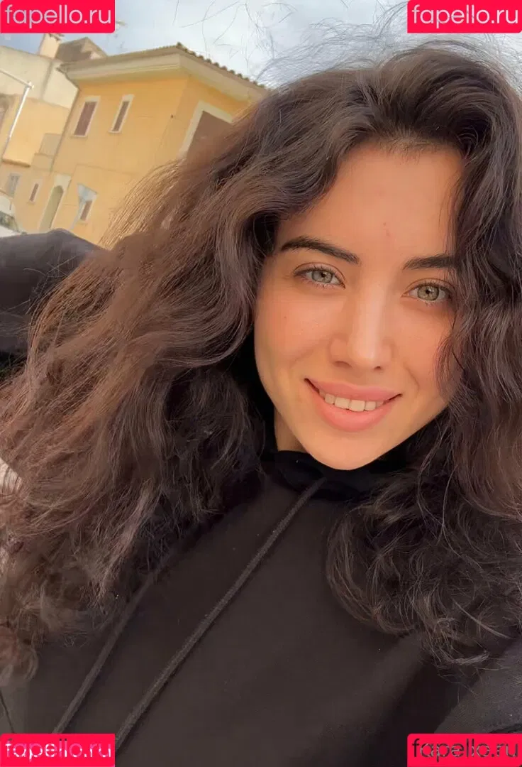 kara_xaen Onlyfans Photo Gallery 