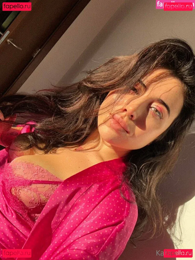 kara_xaen Onlyfans Photo Gallery 