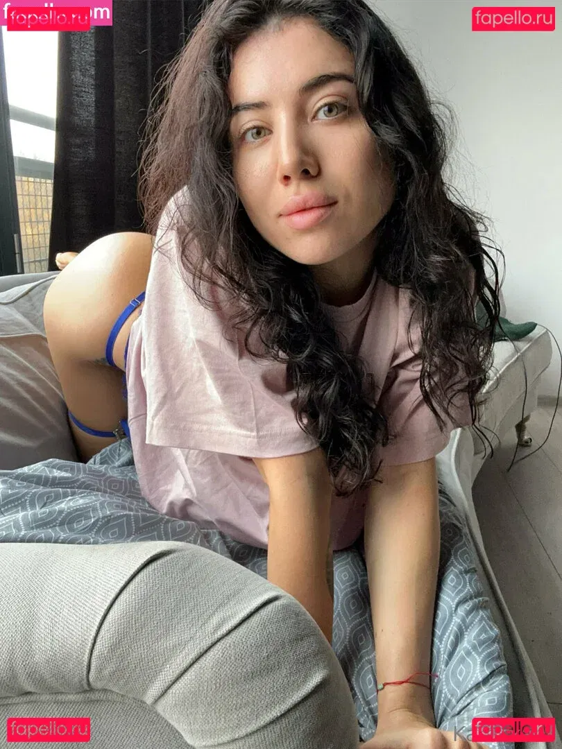 kara_xaen Onlyfans Photo Gallery 