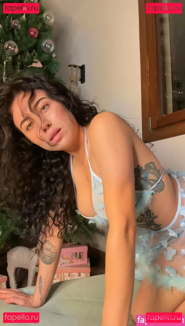 kara_xaen Onlyfans Photo Gallery 