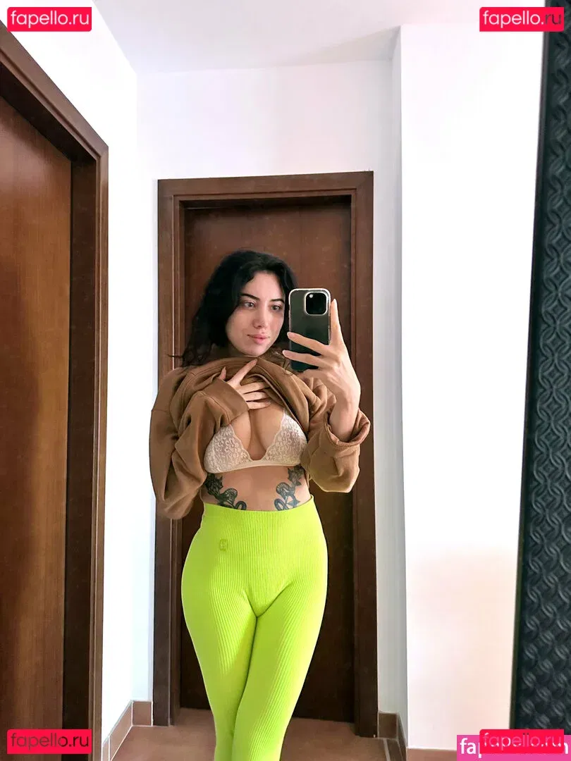 kara_xaen Onlyfans Photo Gallery 