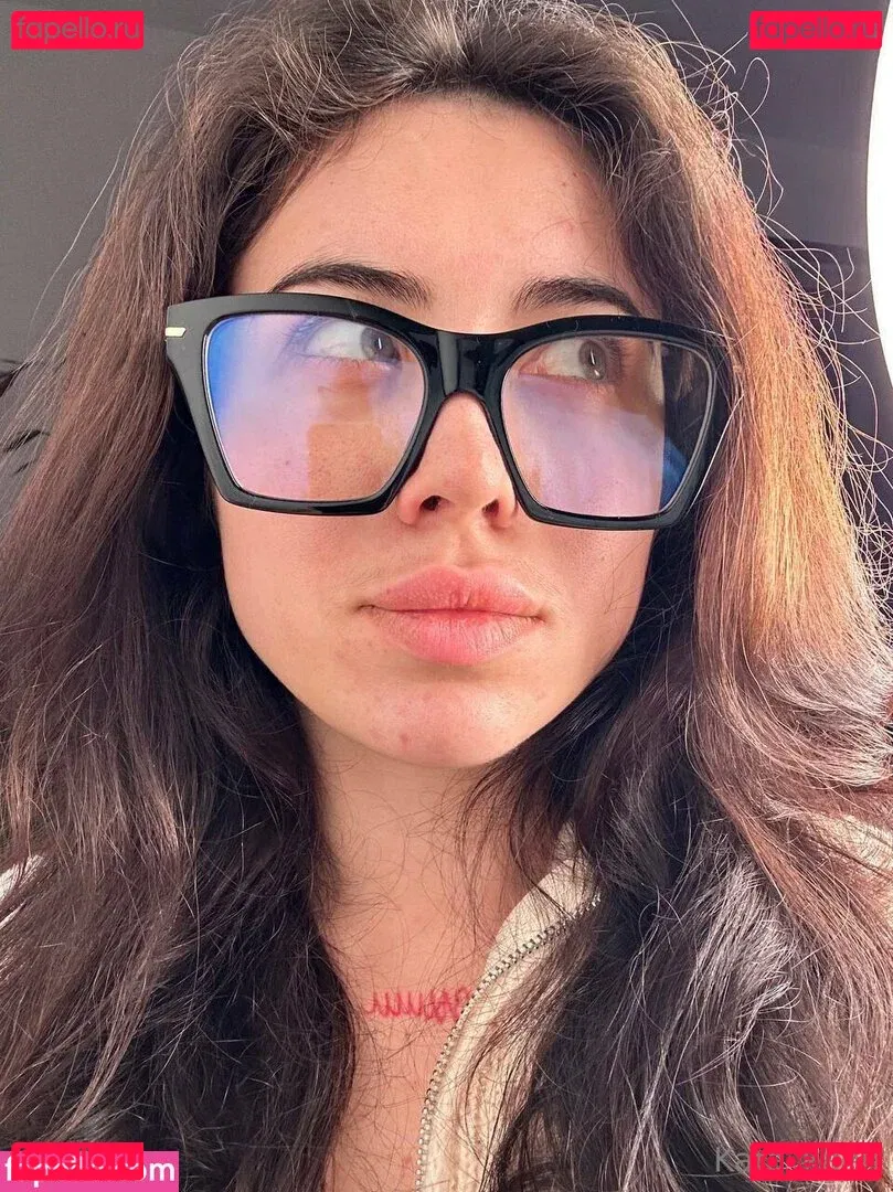 kara_xaen Onlyfans Photo Gallery 