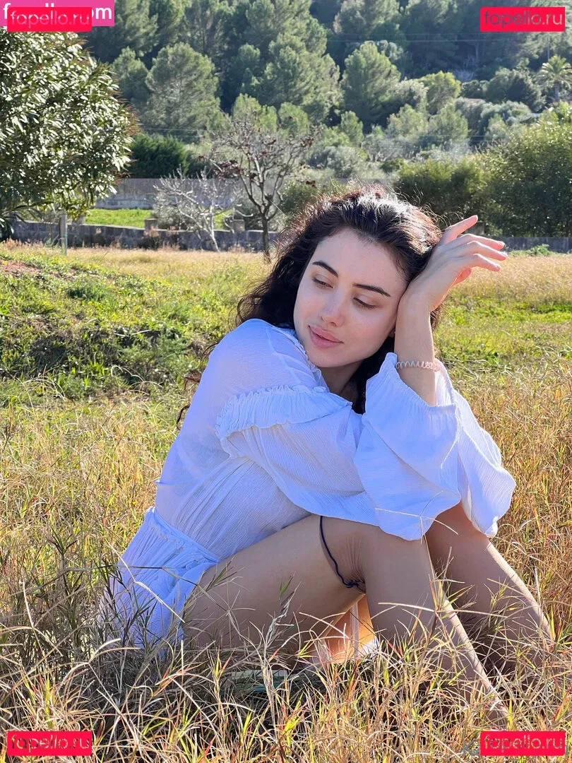 kara_xaen Onlyfans Photo Gallery 