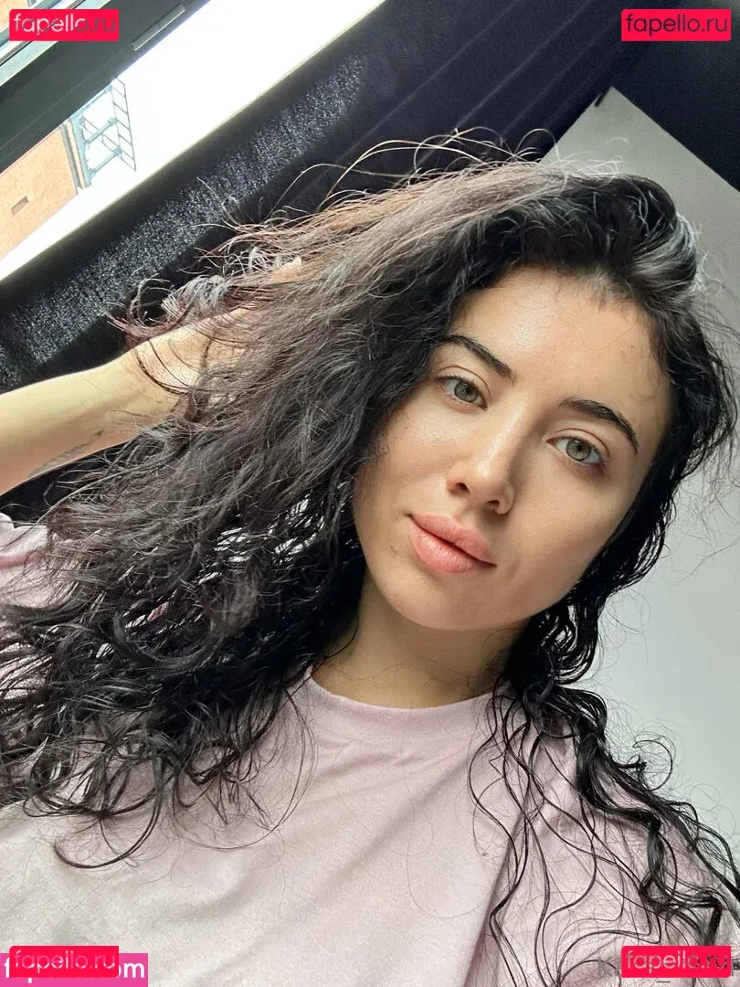 kara_xaen Onlyfans Photo Gallery 