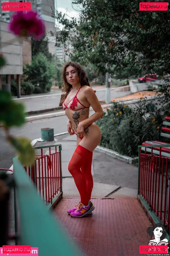 kara_xaen Onlyfans Photo Gallery 