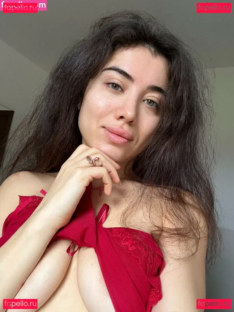 kara_xaen Onlyfans Photo Gallery 