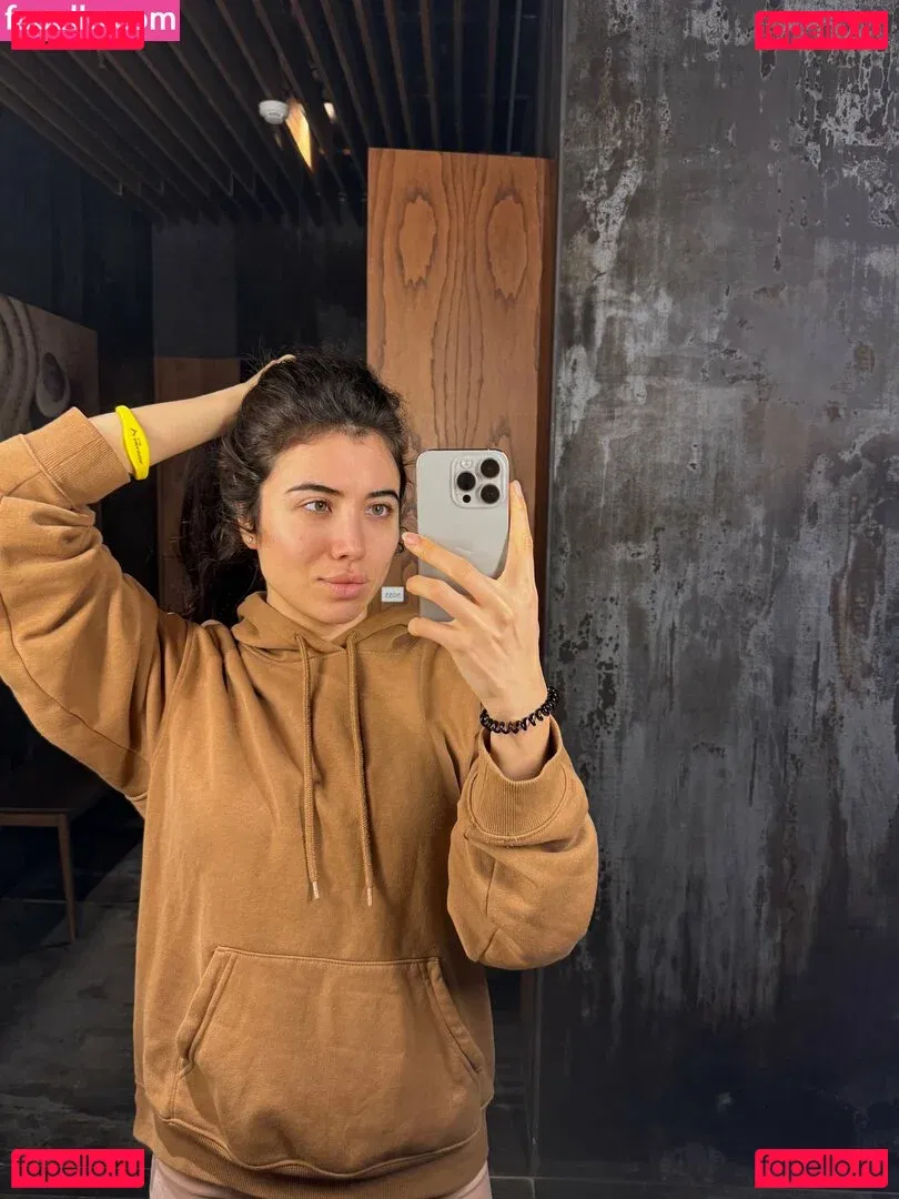 kara_xaen Onlyfans Photo Gallery 