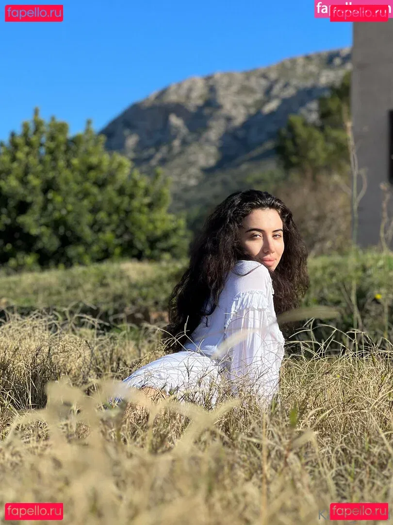 kara_xaen Onlyfans Photo Gallery 