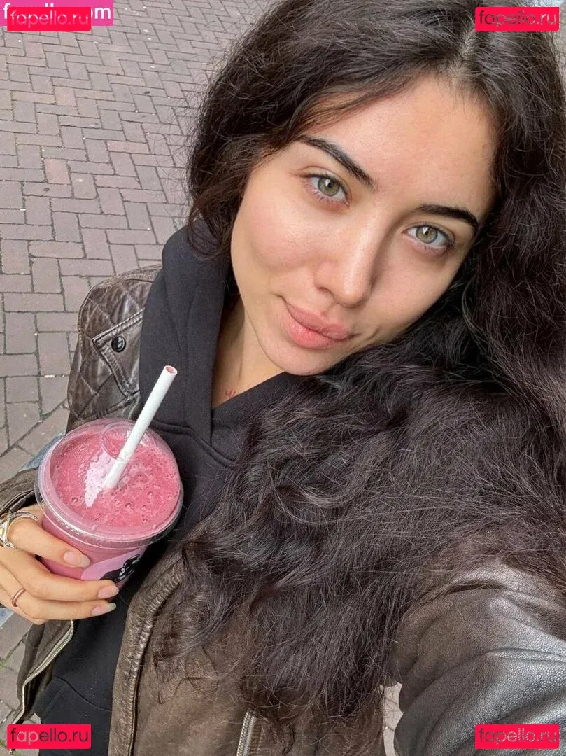 kara_xaen Onlyfans Photo Gallery 