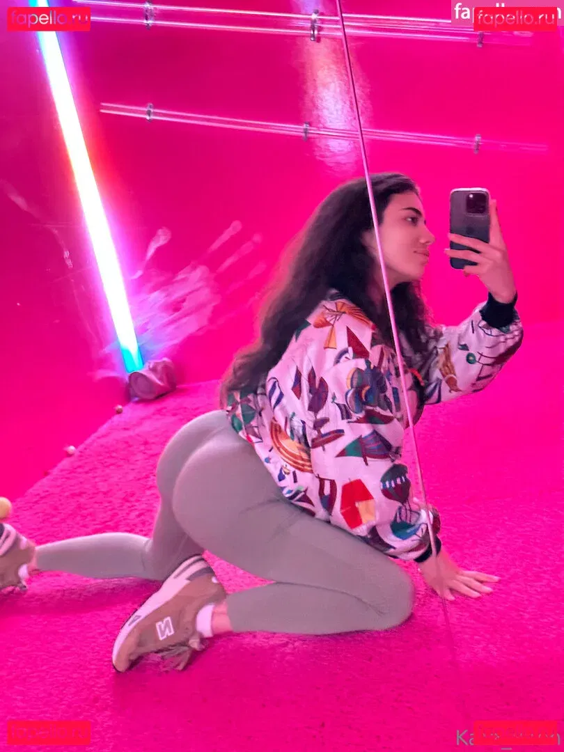 kara_xaen Onlyfans Photo Gallery 