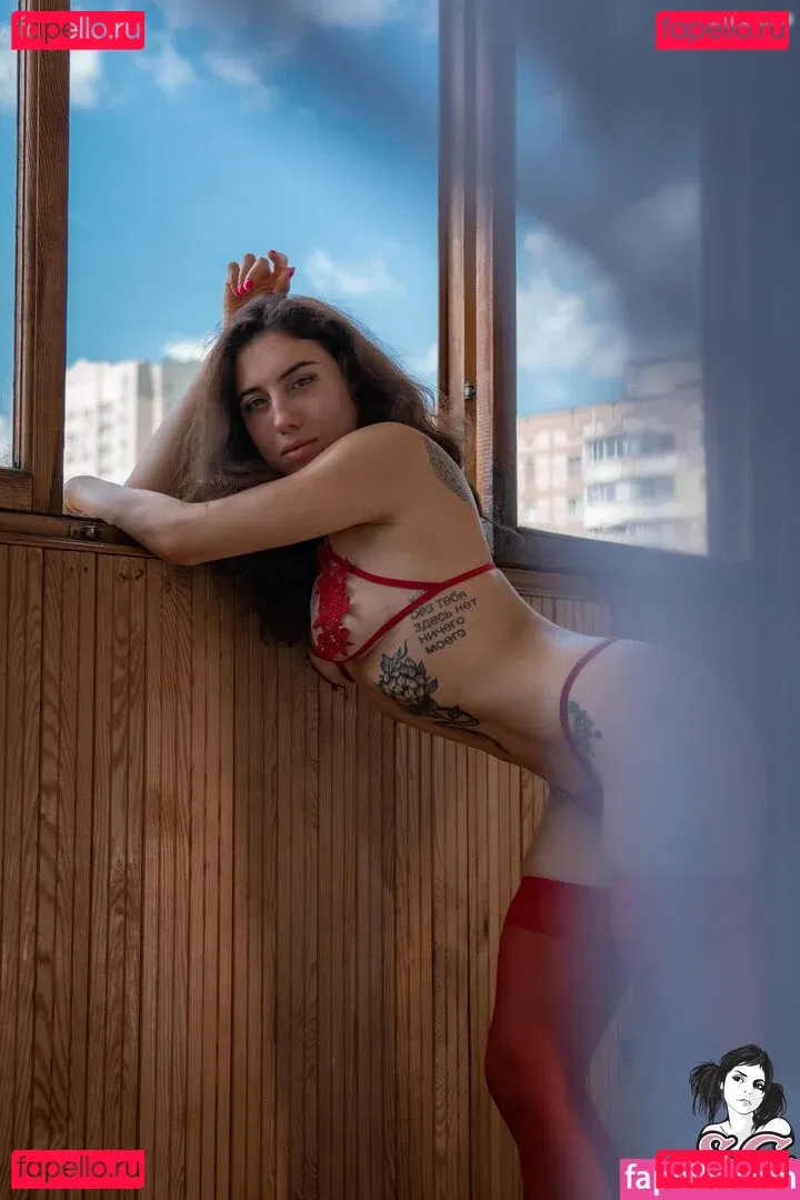 kara_xaen Onlyfans Photo Gallery 