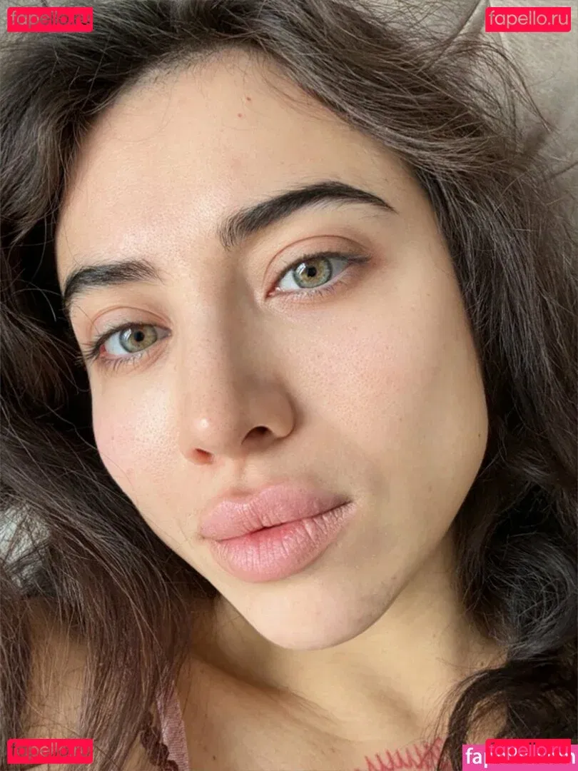 kara_xaen Onlyfans Photo Gallery 