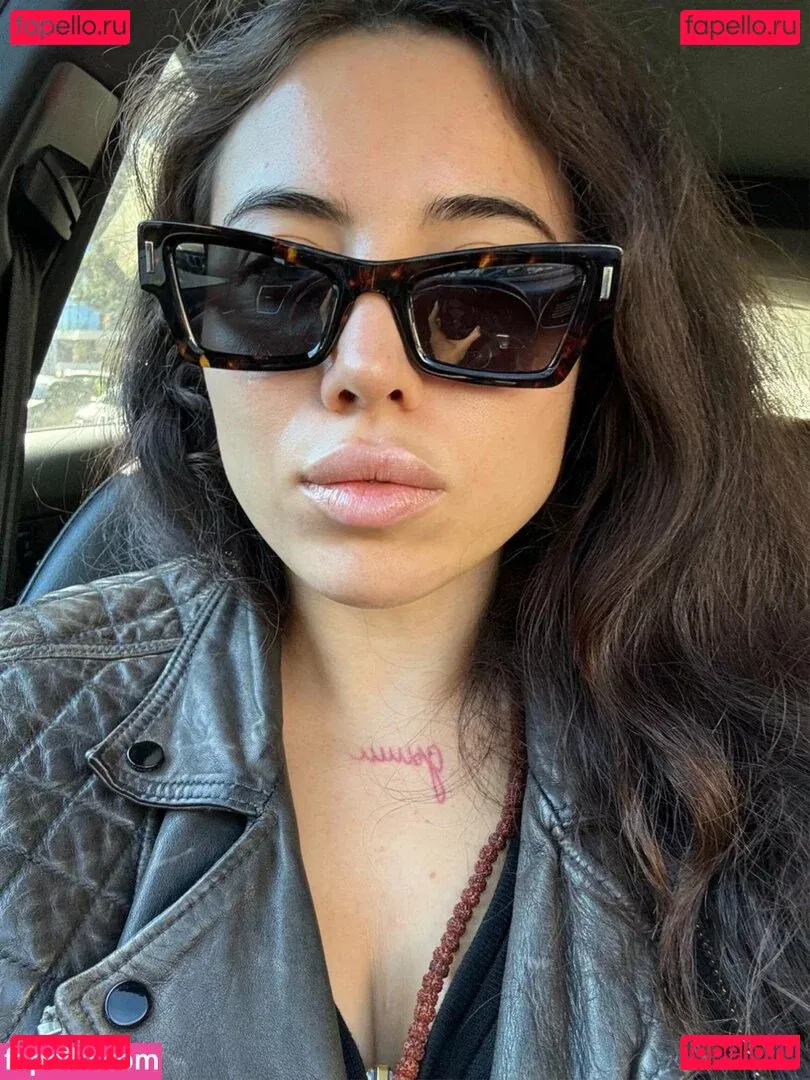 kara_xaen Onlyfans Photo Gallery 