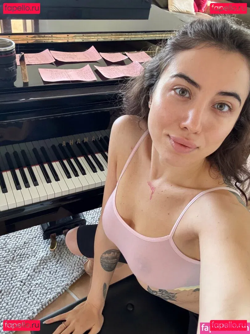 kara_xaen Onlyfans Photo Gallery 