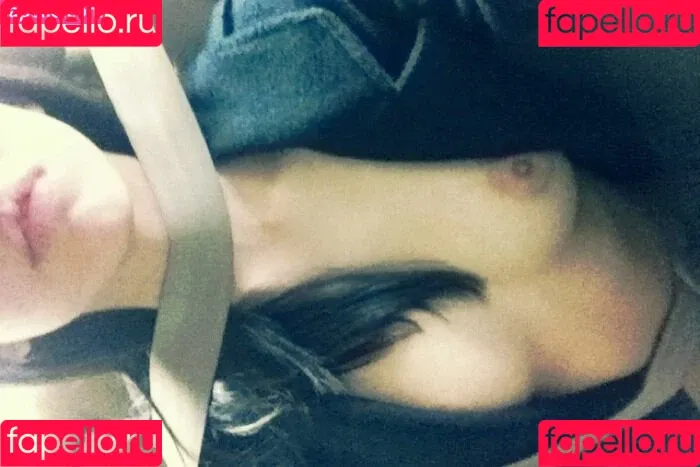 Women4chan Onlyfans Photo Gallery 