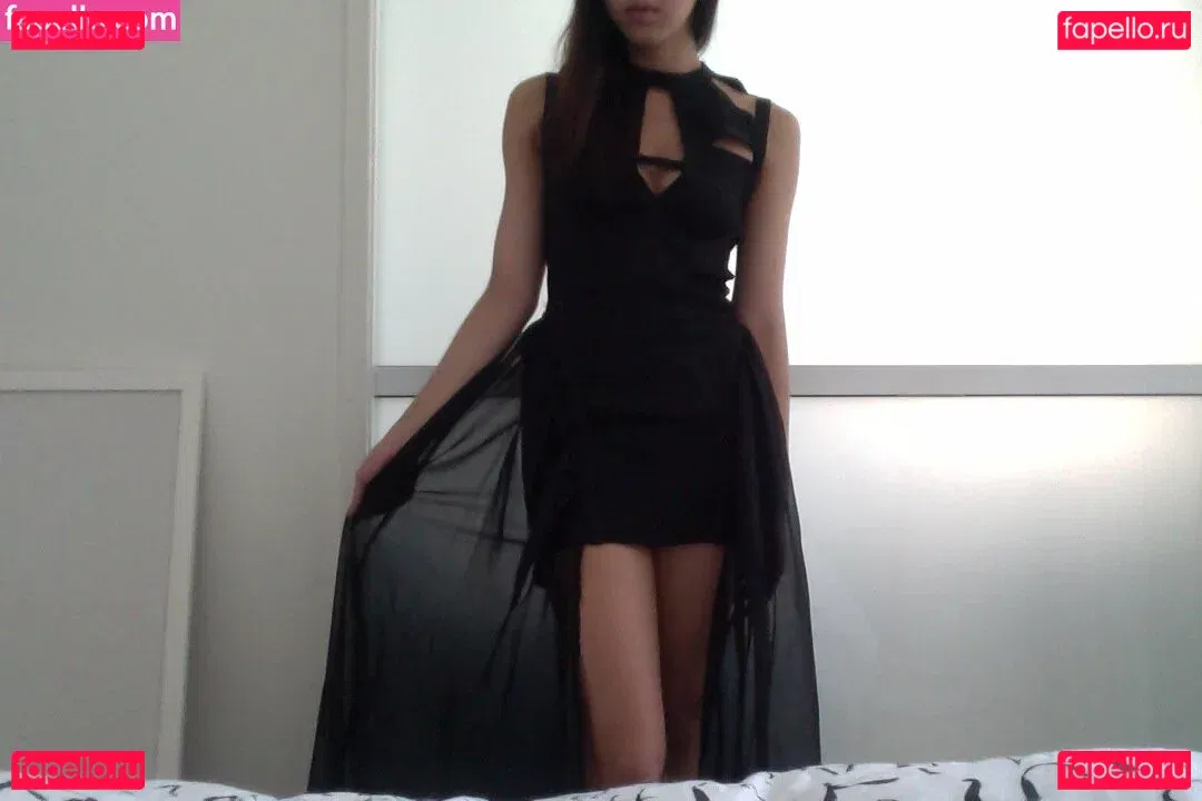 Women4chan Onlyfans Photo Gallery 