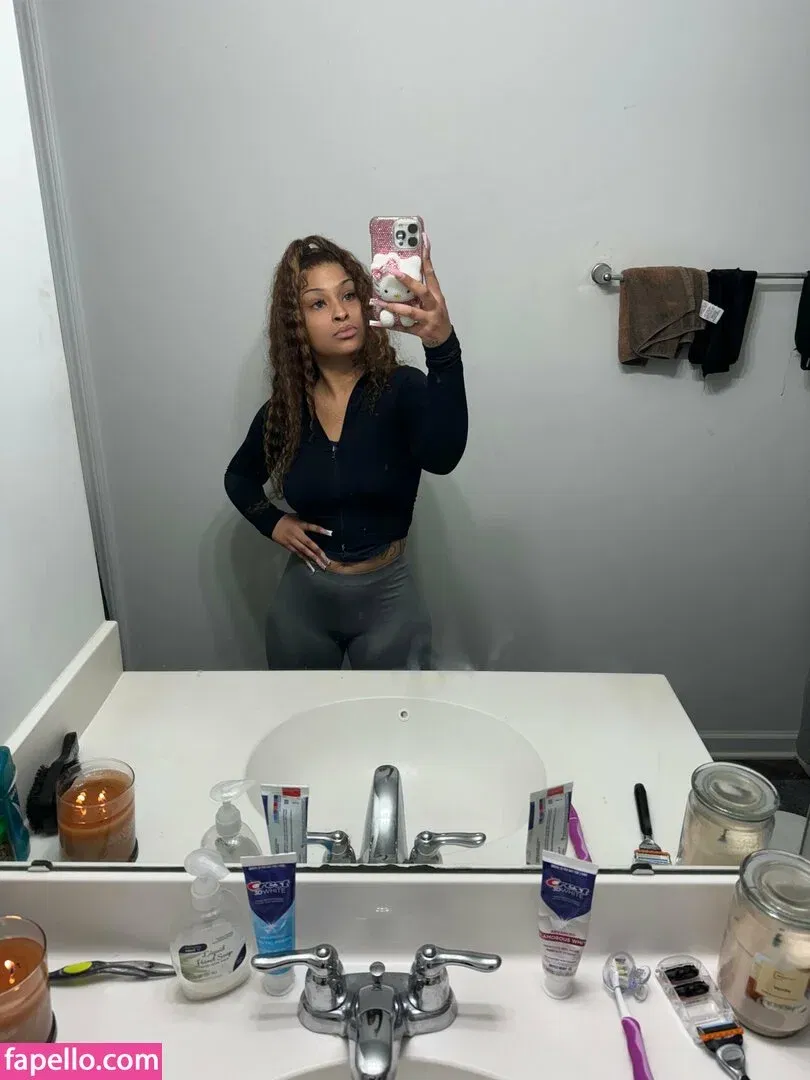 yell0wp0rntapez Onlyfans Photo Gallery 