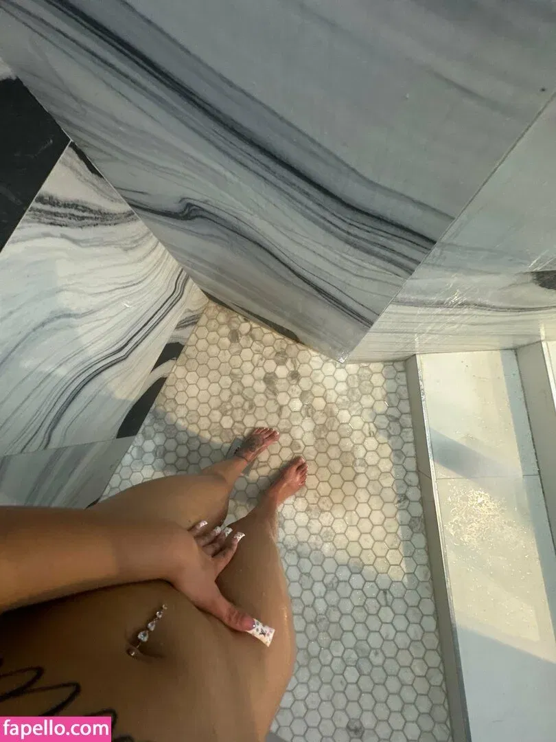 yell0wp0rntapez Onlyfans Photo Gallery 