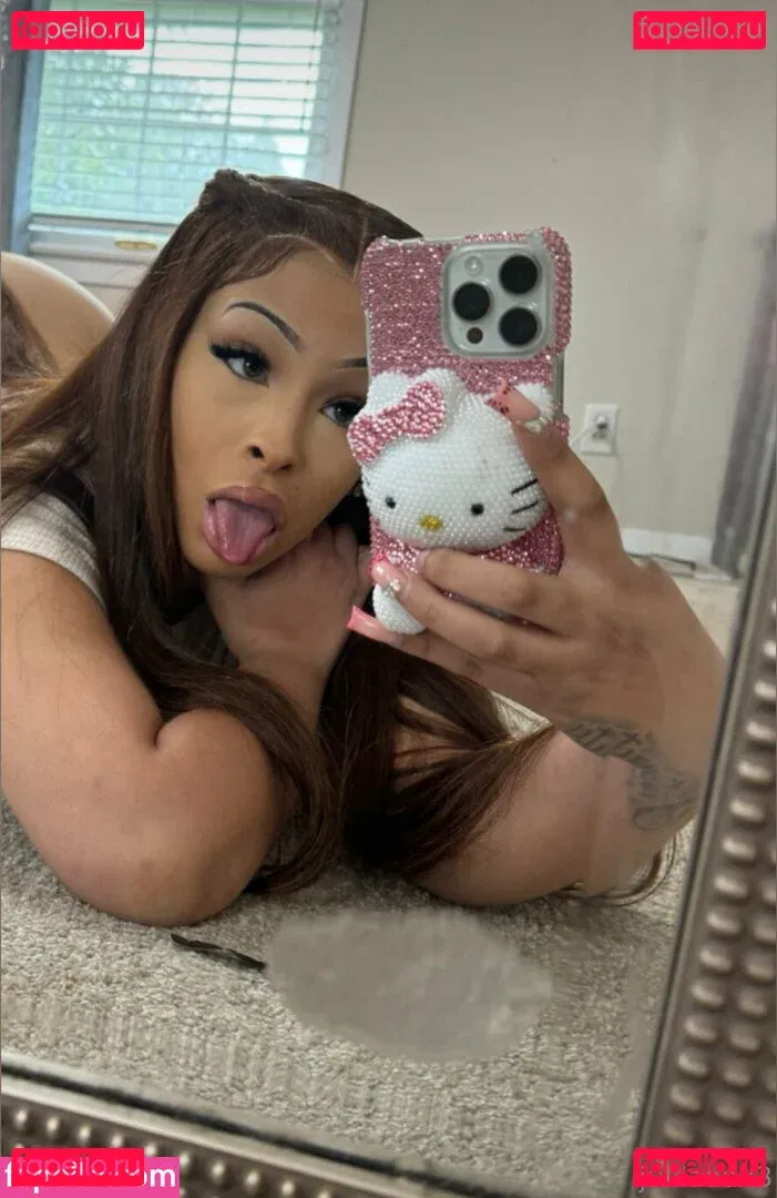 yell0wp0rntapez Onlyfans Photo Gallery 