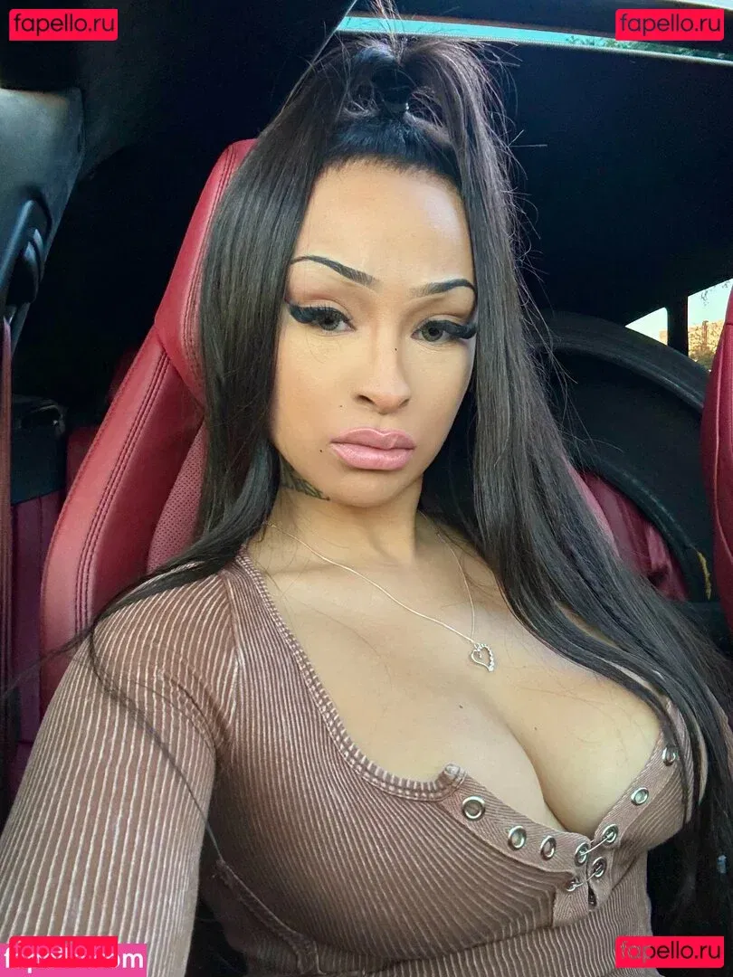 yell0wp0rntapez Onlyfans Photo Gallery 