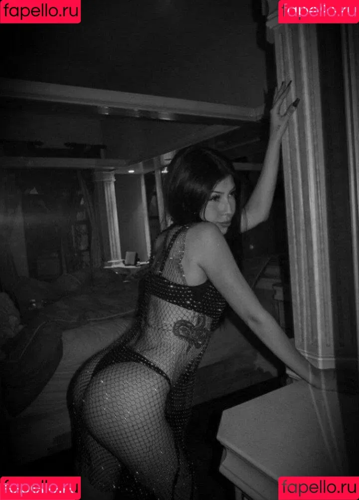 Prii Moraa Onlyfans Photo Gallery 